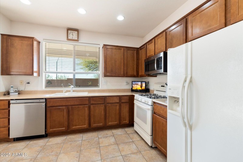 13-Kitchen