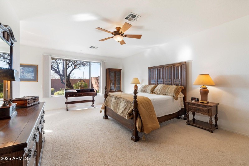 14-Master Bedroom