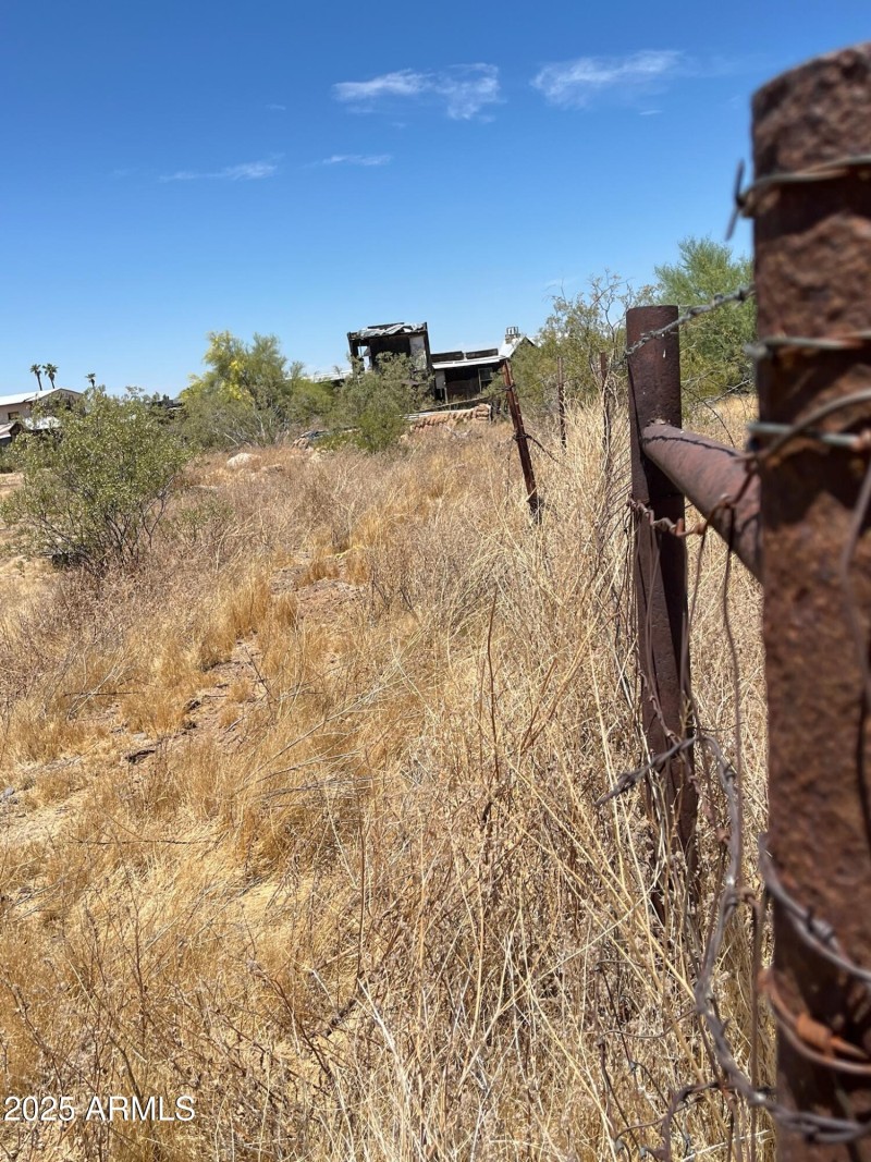 Back 5 Acre Fence