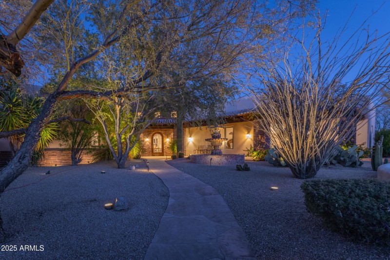 35931 N 82nd Pl-71