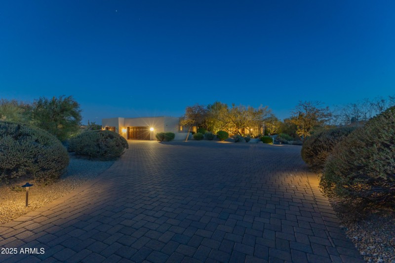 35931 N 82nd Pl-68