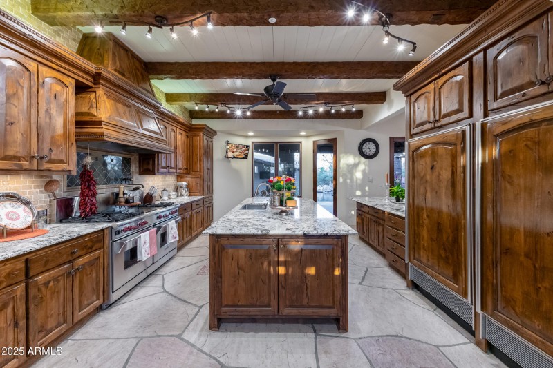 35931 N 82nd Pl-17