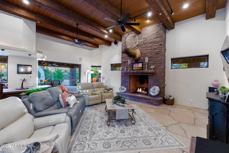 35931 N 82nd Pl-5