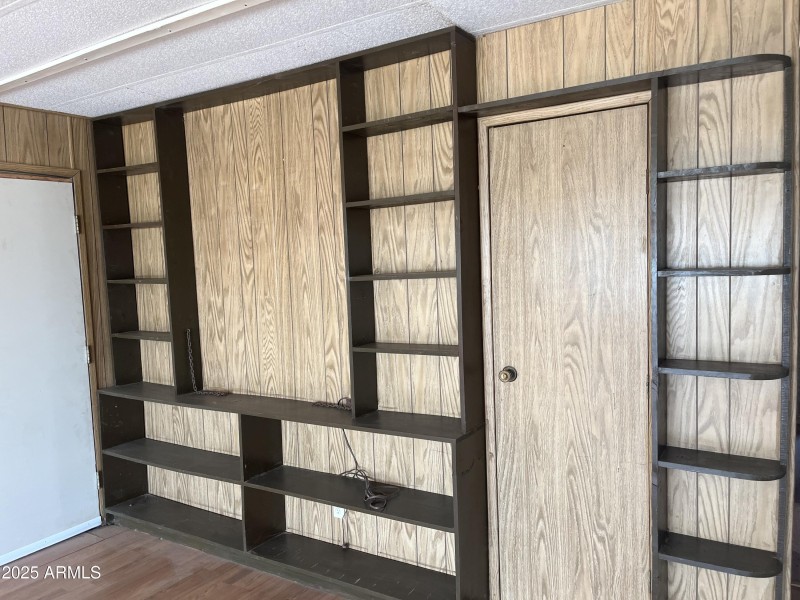 Bookshelf