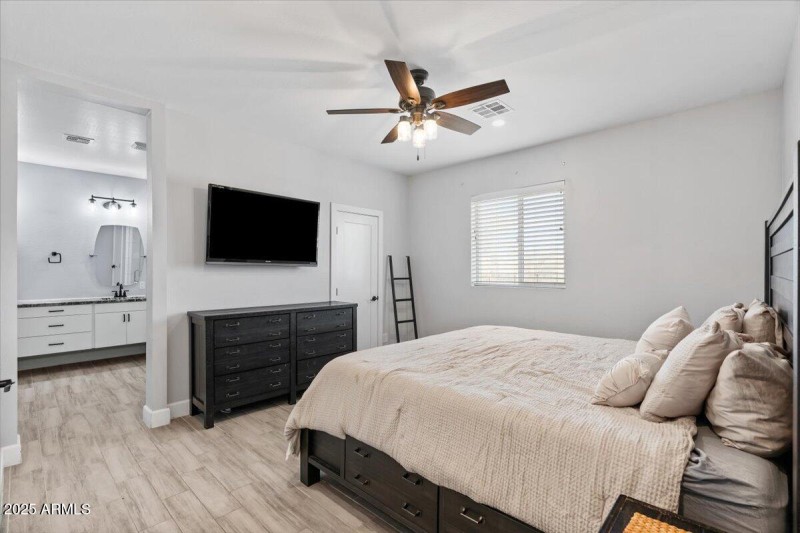 23-Primary bedroom