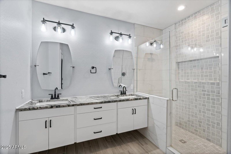 25-Primary bathroom