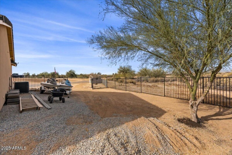 39-Back yard