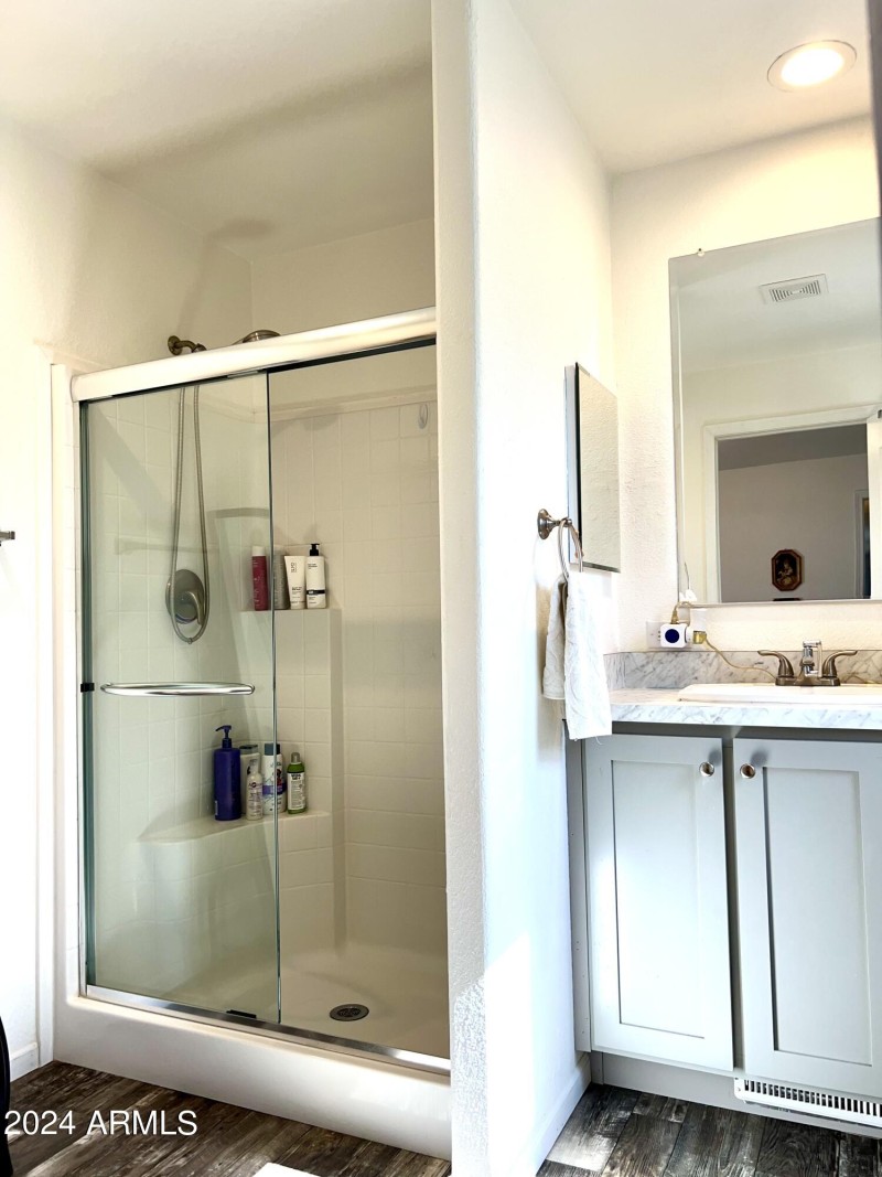 MASTER BATHROOM WALK IN SHOWER