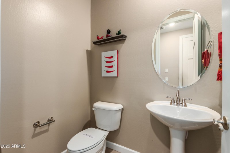 1/2 Bath