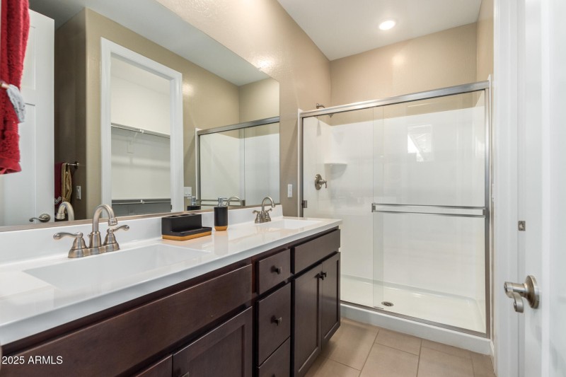 Master Suite Bathroom/Walk In Closet