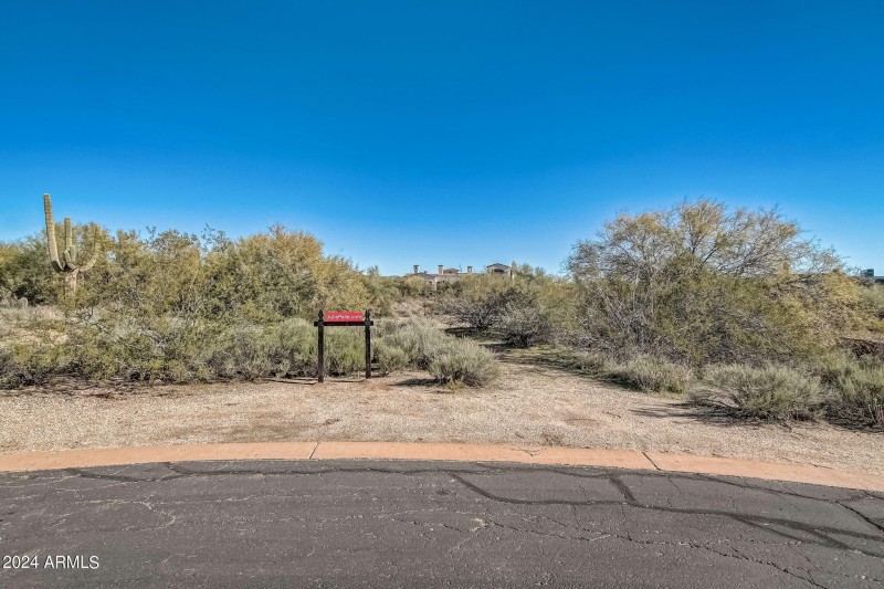 9-web-or-mls-N Northstar Cir-007