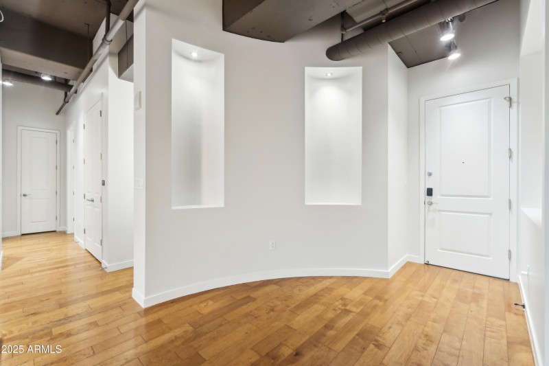 Foyer Entry