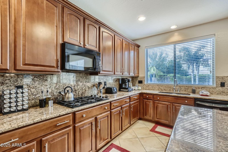15526 W Minnezona Ave - Web Quality - 01