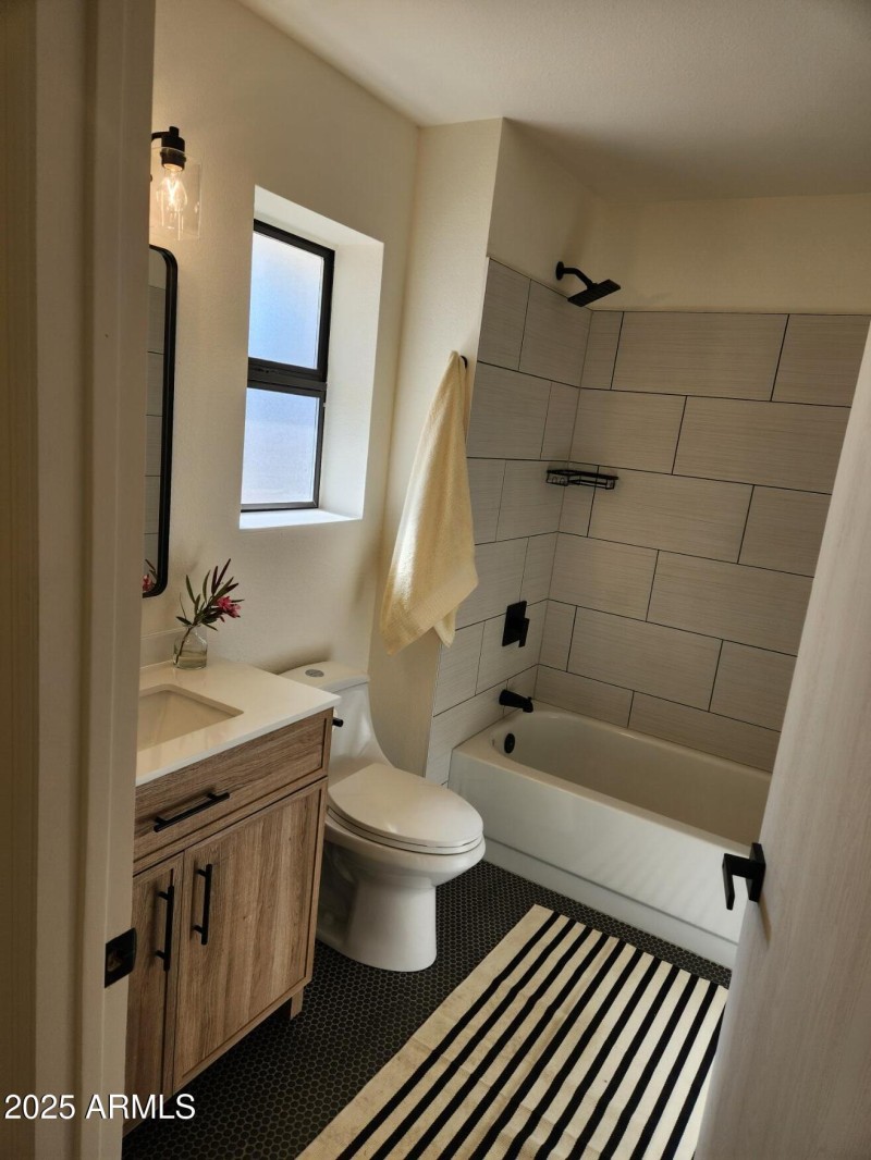 12432 GUEST BATH RM