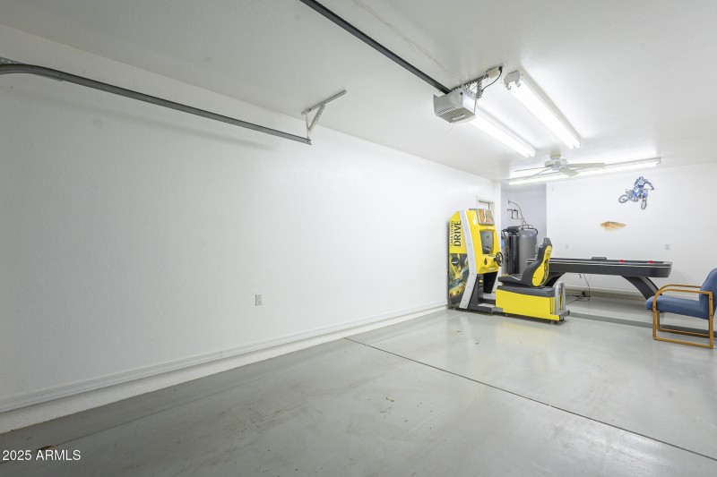 Garage 1