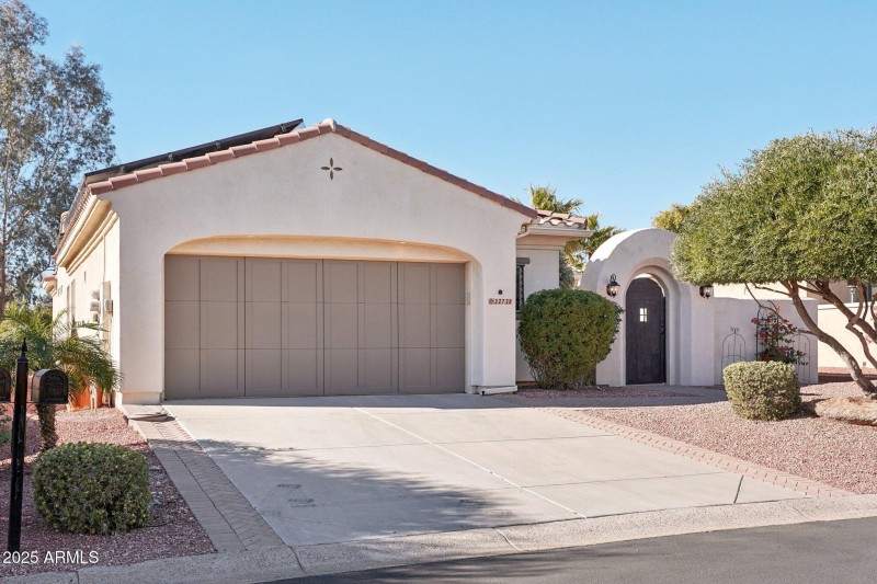 19-web-or-mls-N Arrellaga Dr-001