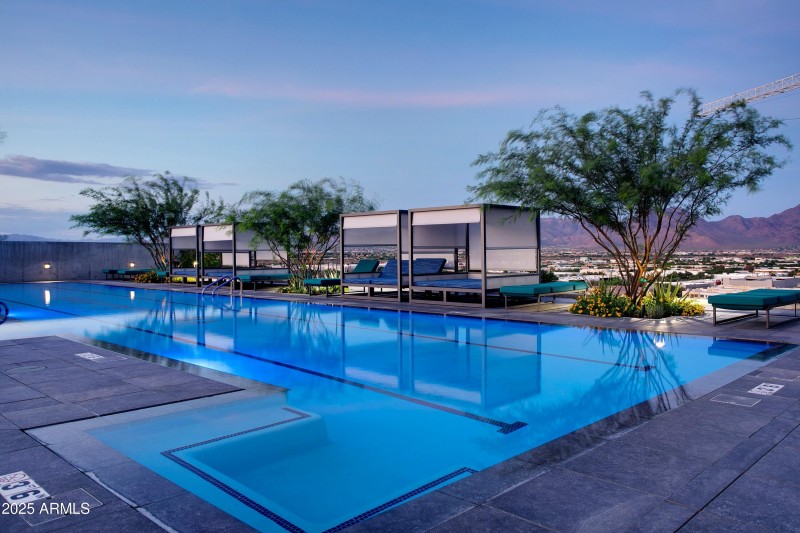 7120 Optima Skydeck Pool