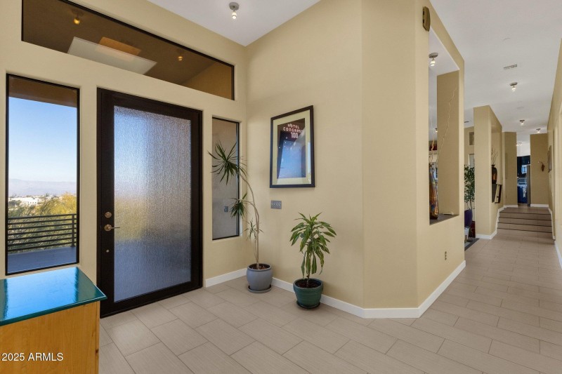 28-web-or-mls-15418-castillo-dr