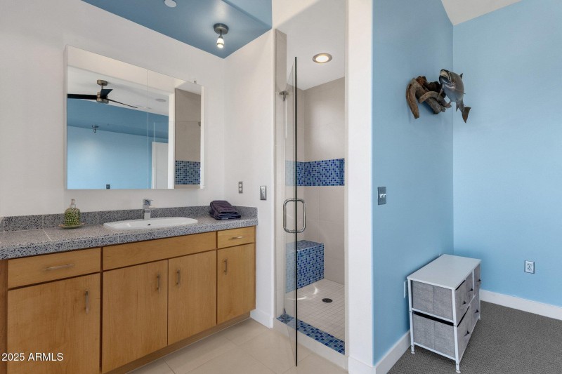 66-web-or-mls-15418-castillo-dr