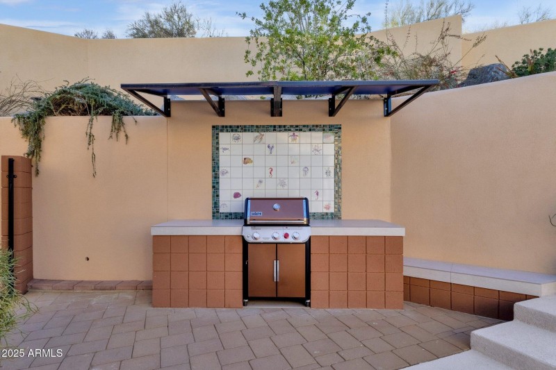 89-web-or-mls-15418-castillo-dr