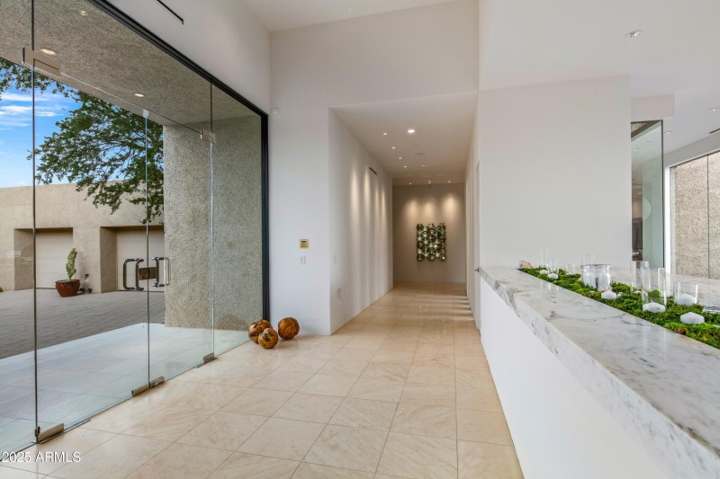 009_Foyer to Living Spaces