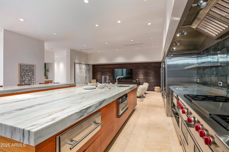 016_Kitchen to Den