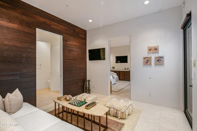 055_Guest Home Living or Ensuite #2