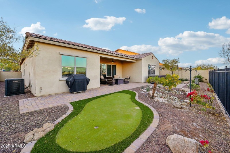 62-web-or-mls-N Beverly Pl-043