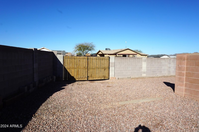 RV gate