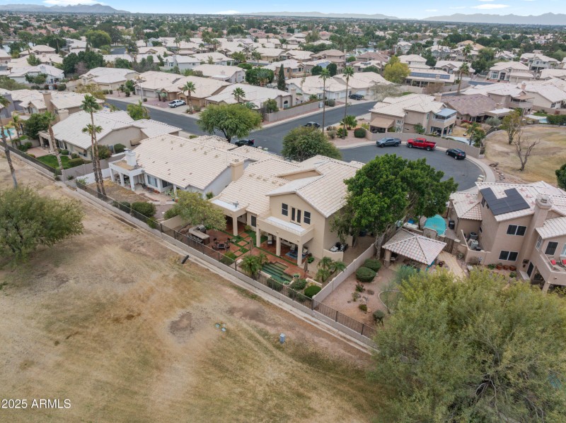 Backyard w/golf course