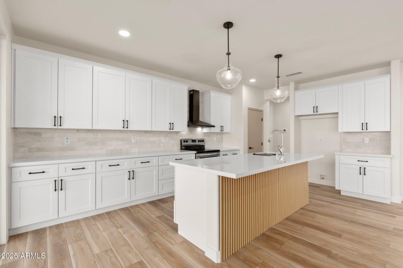 14426 W Gunsight Dr - 18