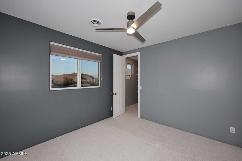 4th Bedroom2
