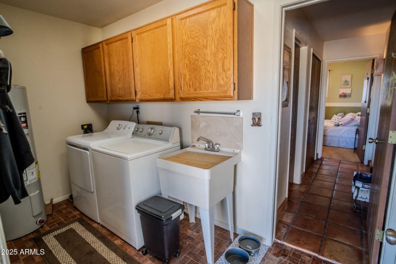 Laundry_Room_2