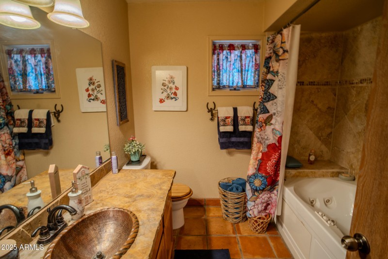 Spare_Bath_3