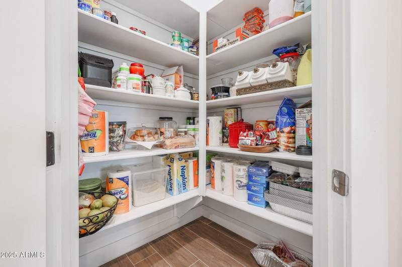 Walk in Pantry
