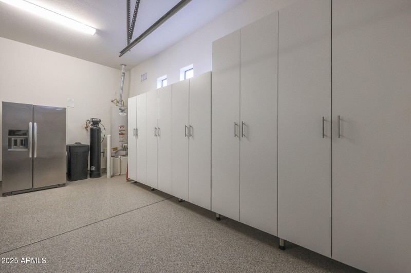 Custom Garage Cabinets