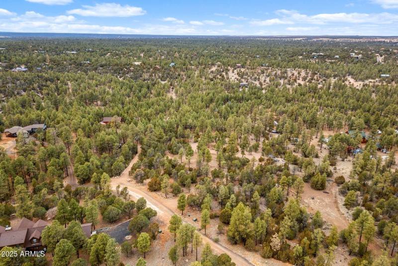 2854 Thunderbird Way