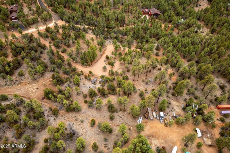 2854 Thunderbird Way