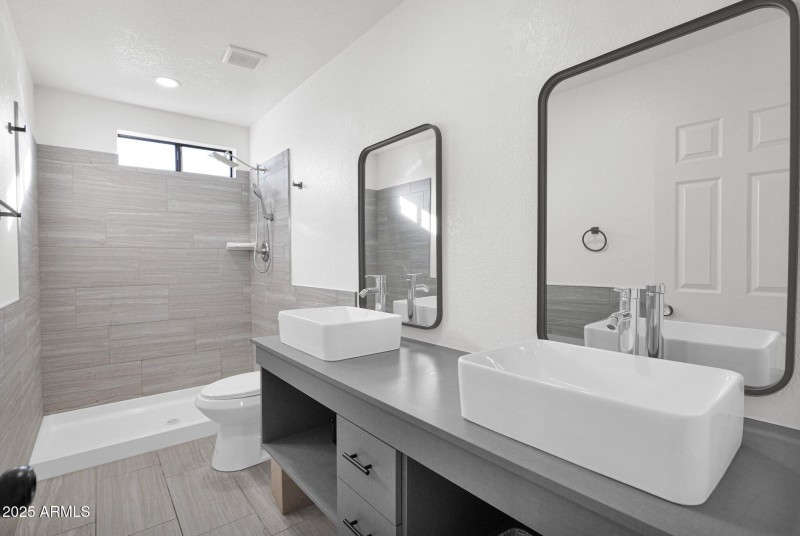 10-web-or-mls-P1054471