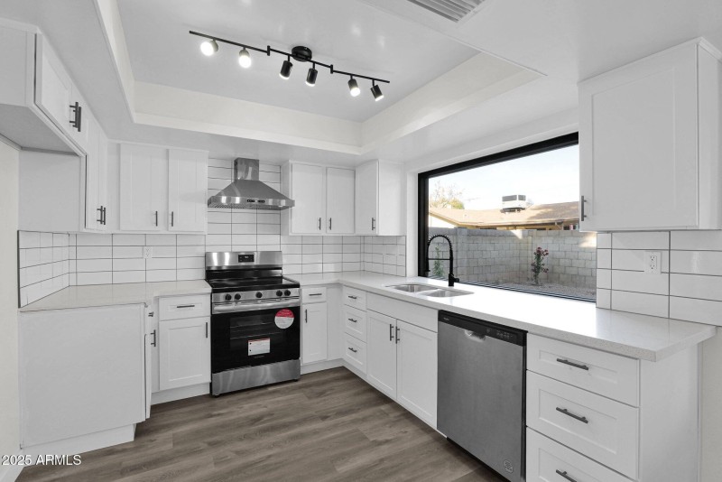 29-web-or-mls-P1054502