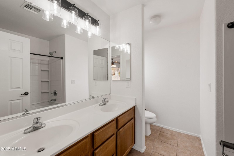 23-826-E-Bradstock-Way-23