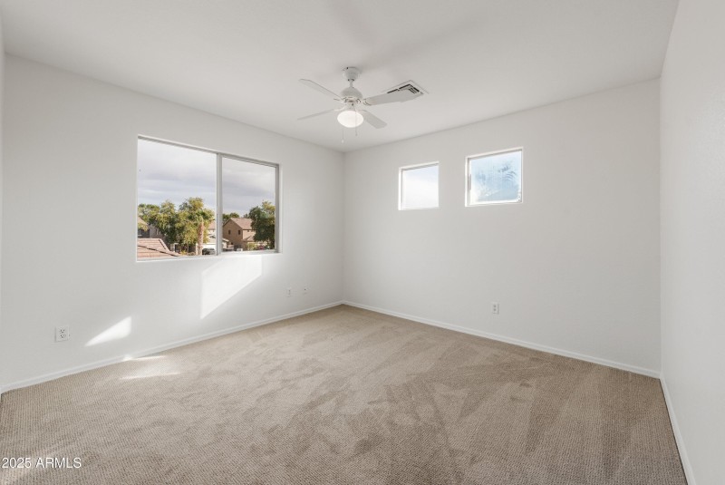 30-826-E-Bradstock-Way-30
