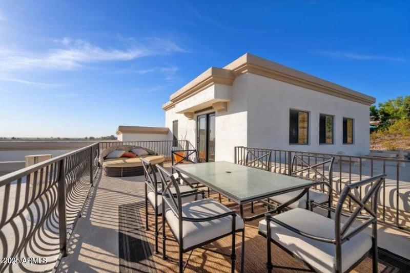 Top level balcony patio