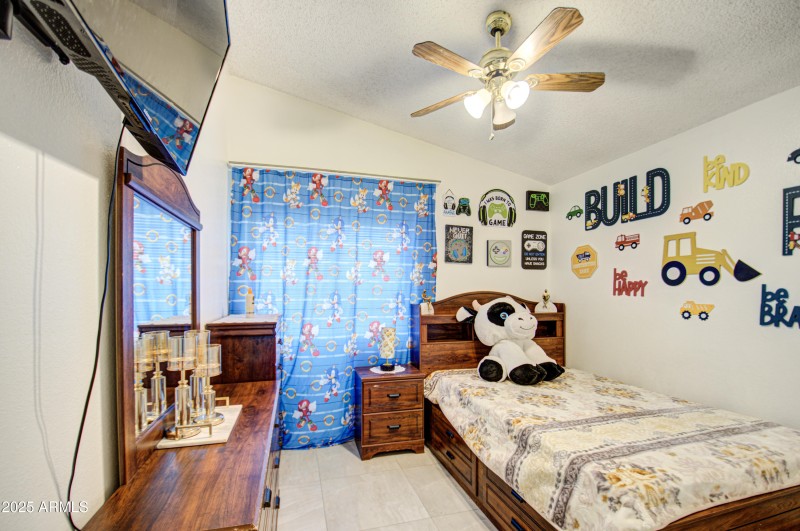 Bedroom 2-pic 1