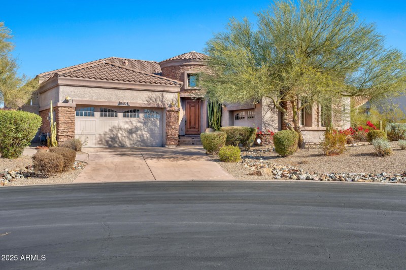18672 W Santa Irene Dr-2