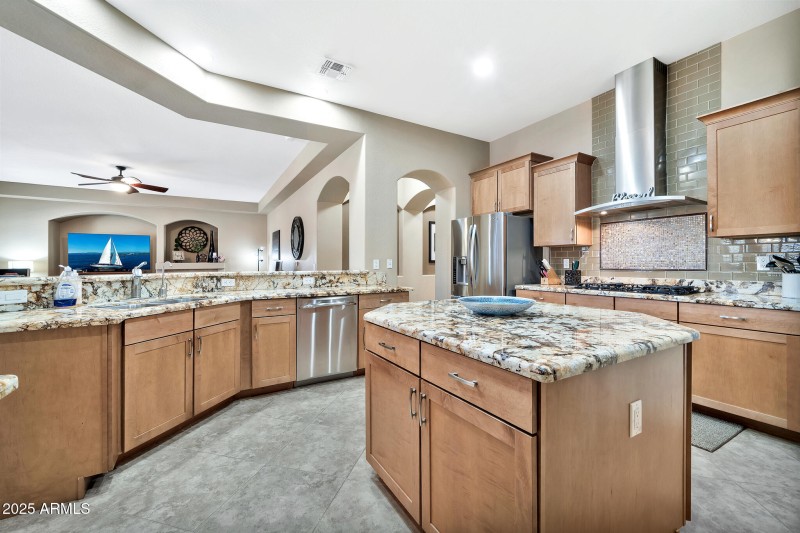 18672 W Santa Irene Dr-10