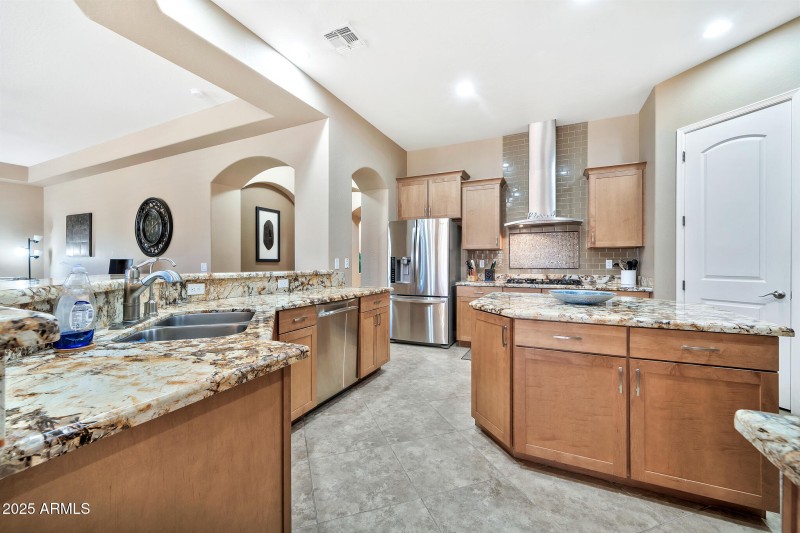 18672 W Santa Irene Dr-14