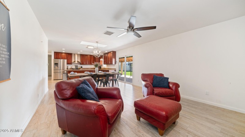 3737 W Morrow Dr - 19