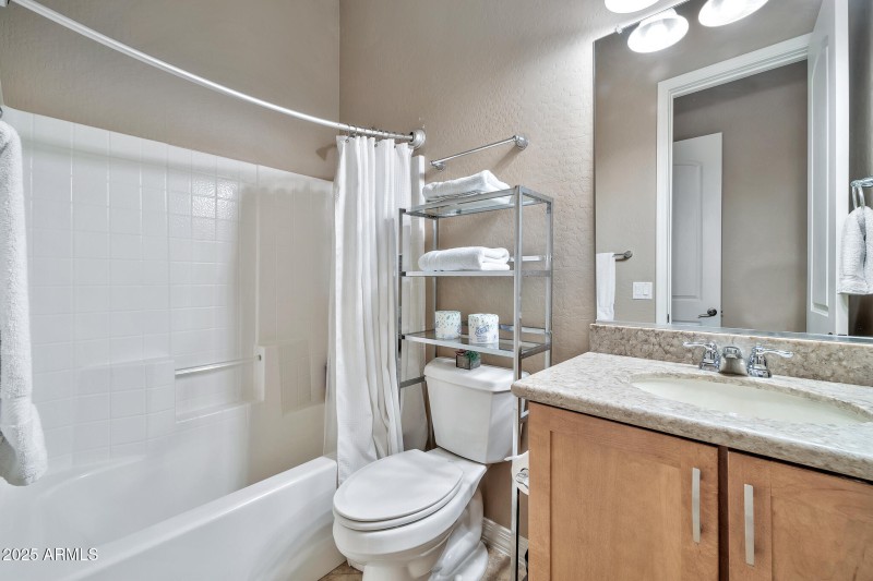 18672 W Santa Irene Dr-24