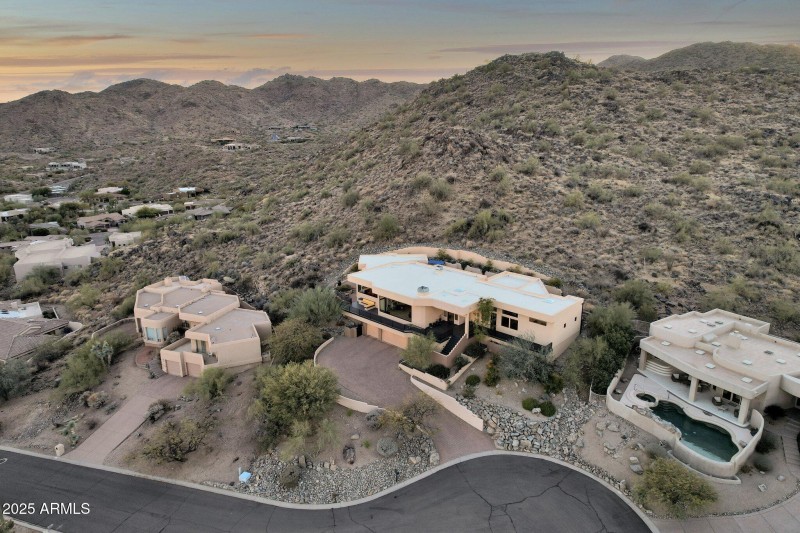 184-web-or-mls-15418-castillo-dr